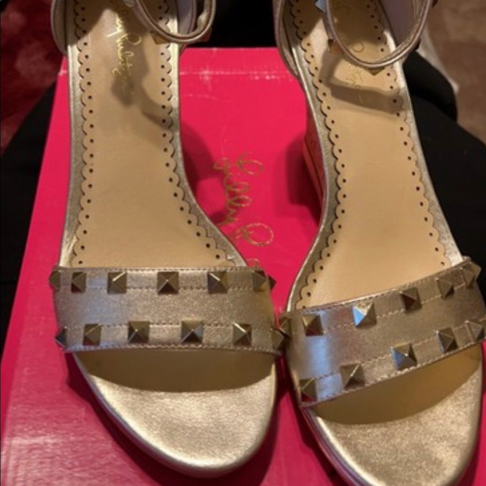 Lilly Pulitzer Gold Sandals - studded